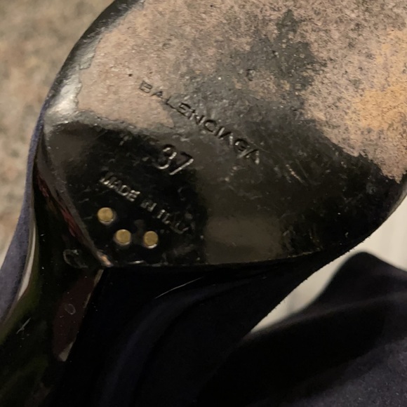 Balenciaga indigo suede bootie heel size 7 - Picture 8 of 9